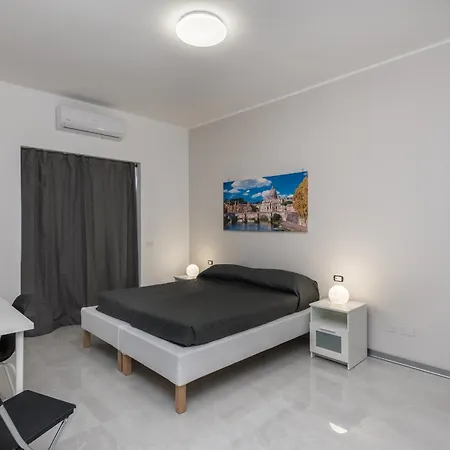 Travelershome Airport 600m To Airport Ciampino