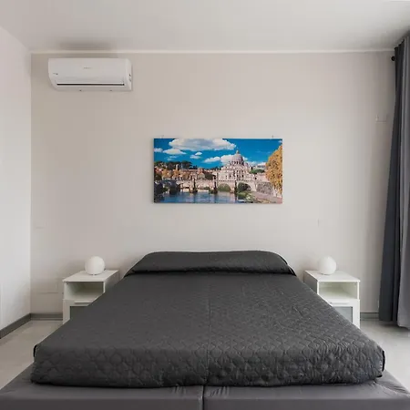 Guest house Travelershome Airport 600m To Airport