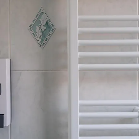 Travelershome Airport 600m To Airport Guest house Ciampino